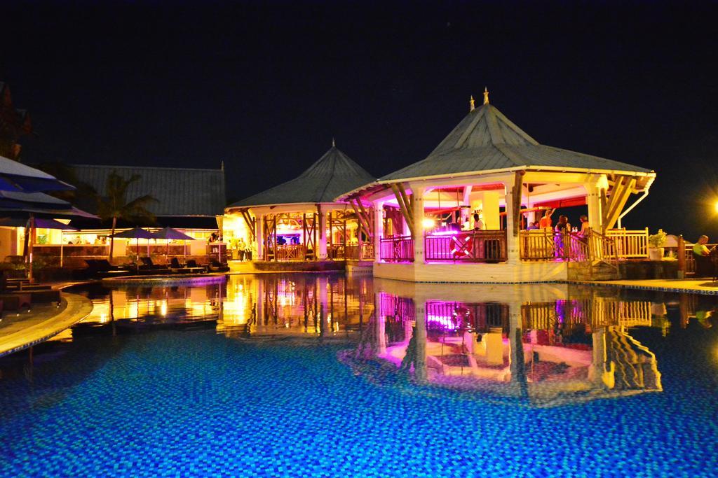 Pearle Beach Resort & Spa Flic-en-Flacq Exterior foto